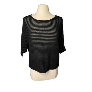 Club Monaco Open knitted Oversize Cropped Sweater
Faux Leather Trim size S